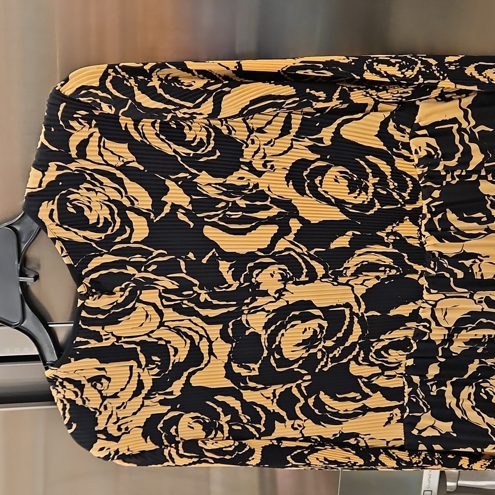 💕CHICO'S BLACK LABEL💕 Tiered Pleated Dress Abstract Floral Neutral Combo NWOT - Picture 7 of 11